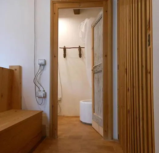 Nyaraló Borgo Petelia, Casa Castiglione, Antica Casa Su Due Piani Con Scala Esterna *